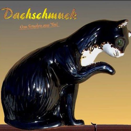 Dachschmuck-Katze